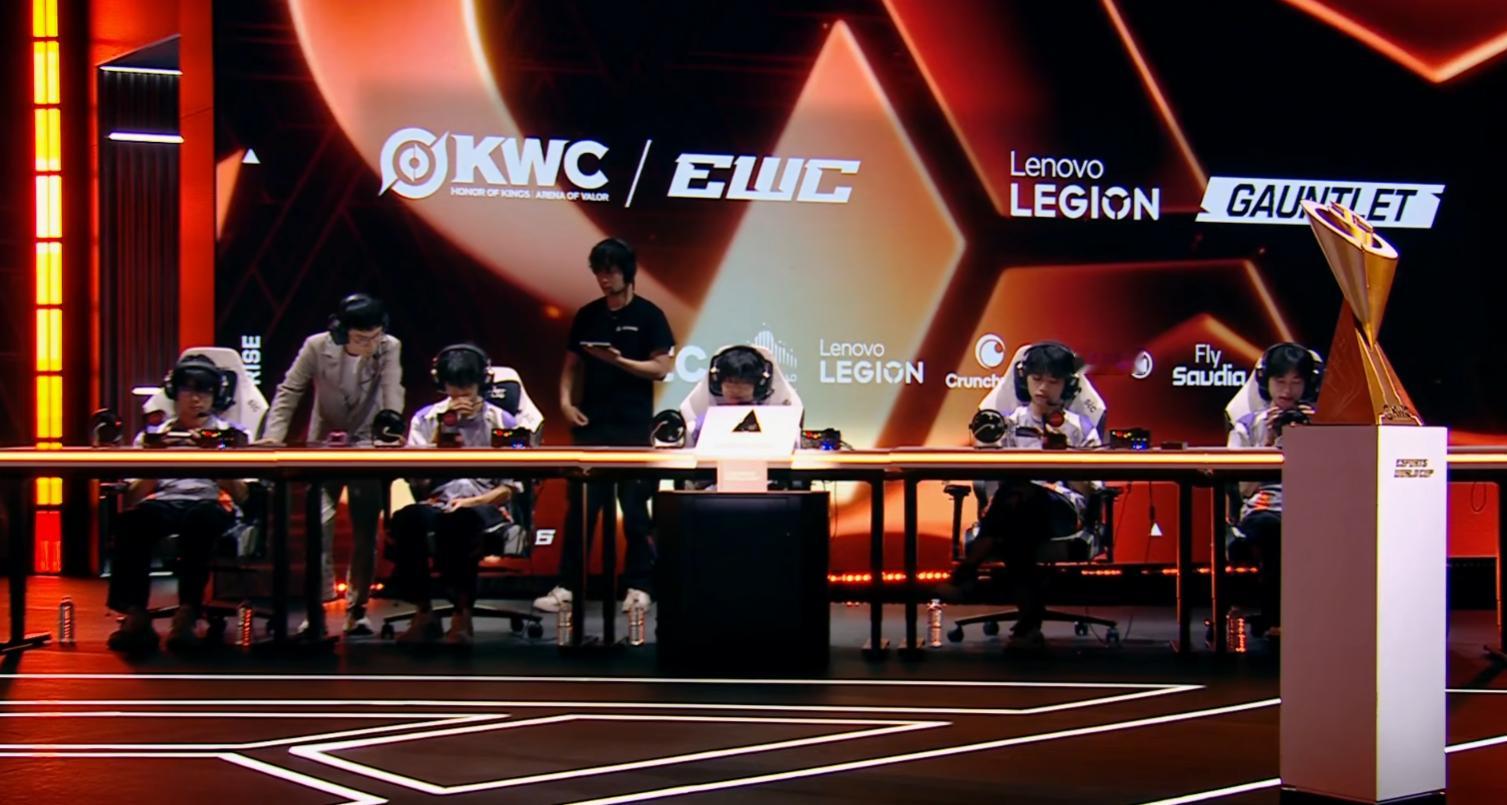 KSG拿下EWC王者荣耀项目冠军！Juhao获得FMVP！KSG带走60W刀乐和