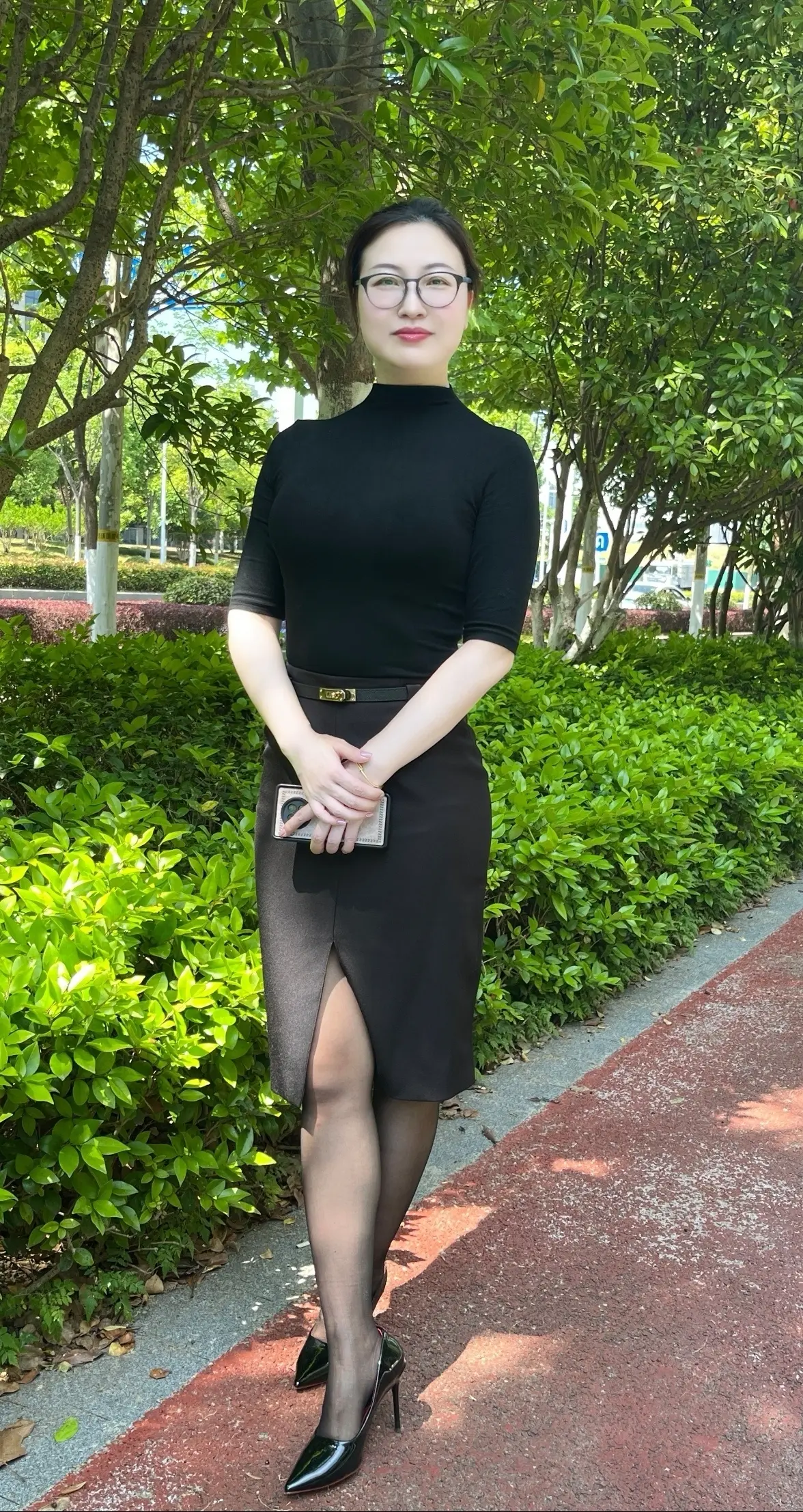 人还是得看面相 等到你见过足够多的人，经历足够多的事，你就可以以貌取人...