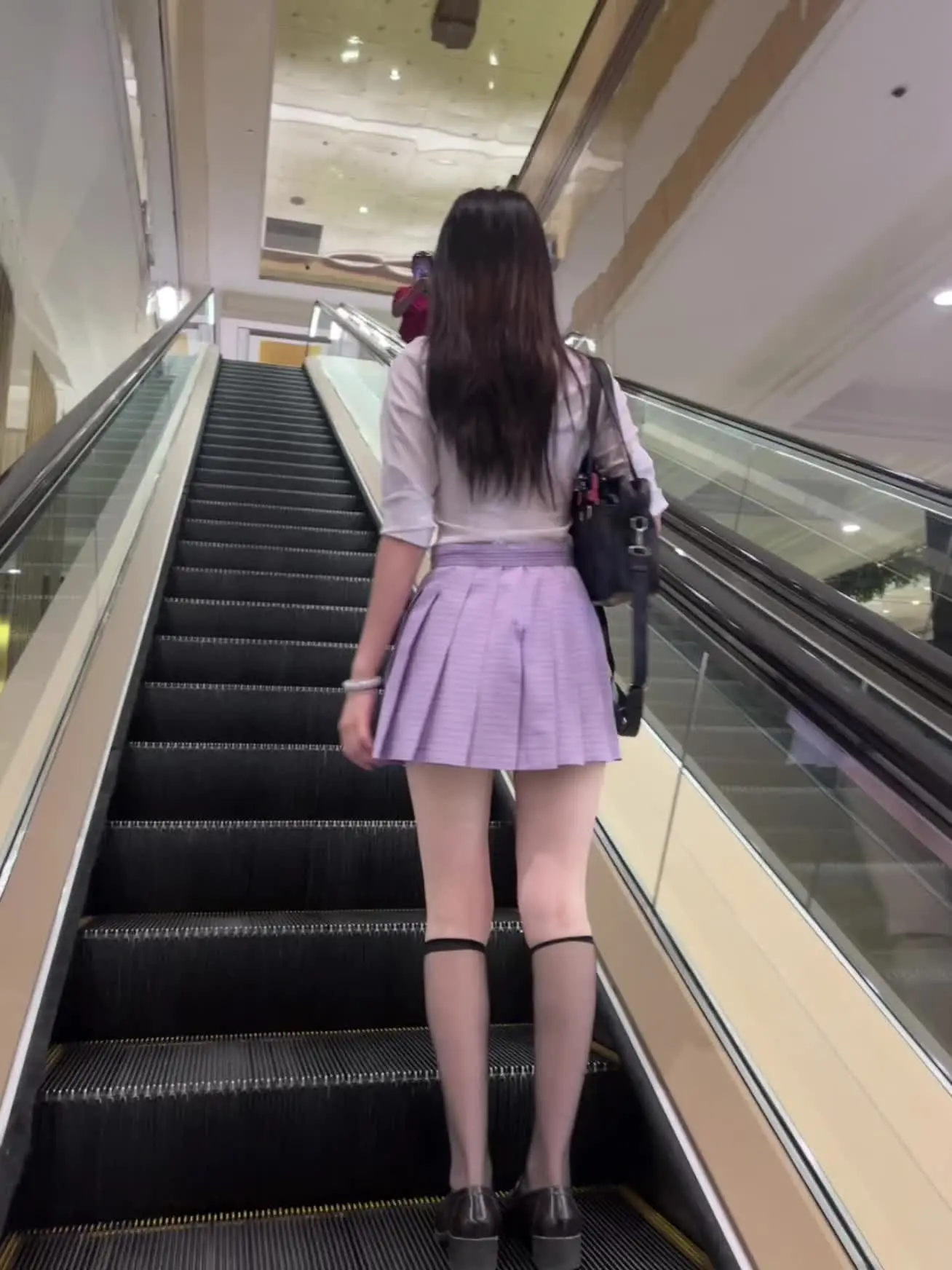 于是 我驻足