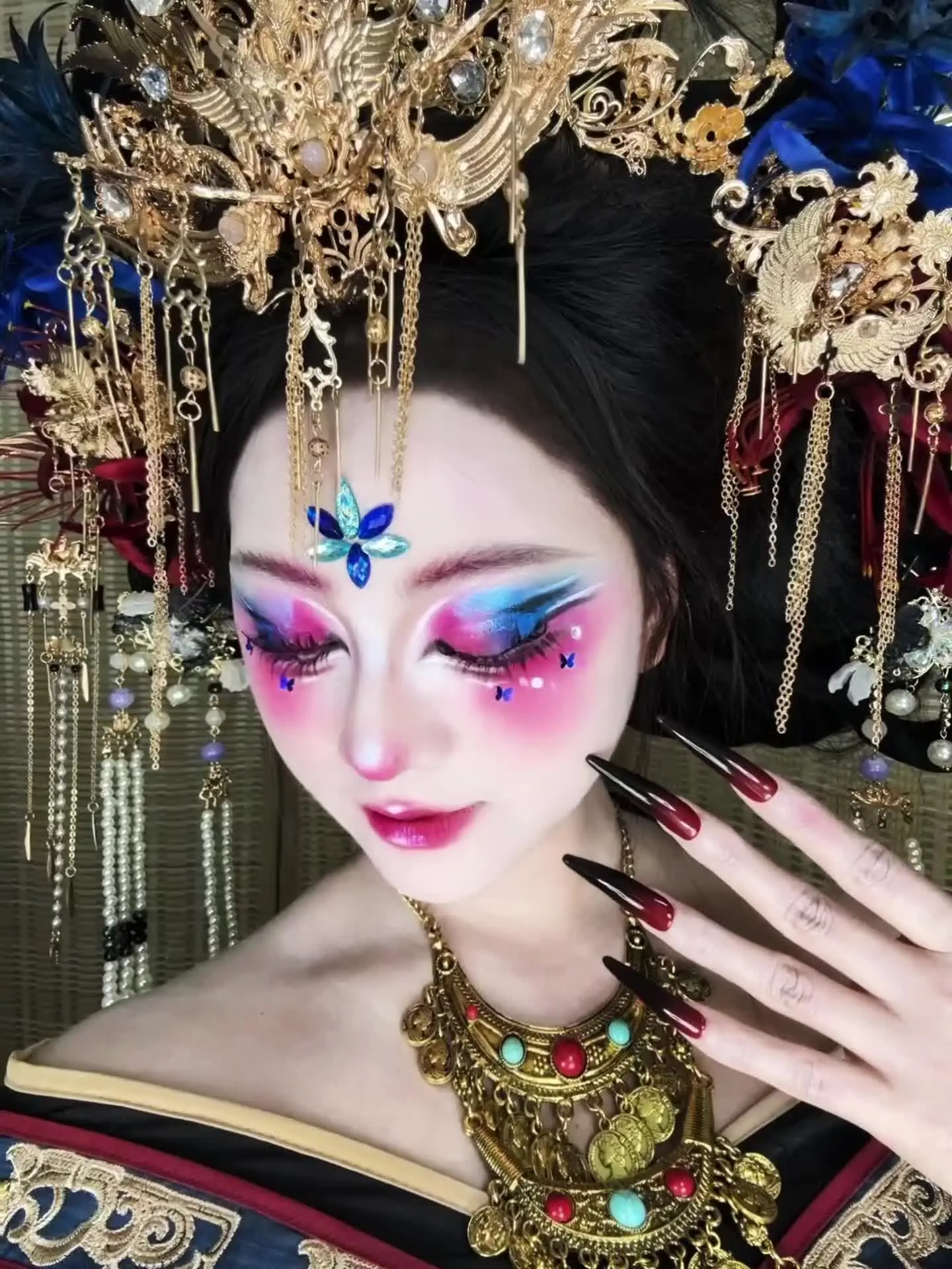 “随机迷倒一位女大学生”