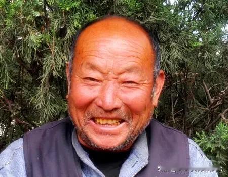 一位老农民的回忆
 
我是60后农民，很多人说当年风气好、人人平等，这话不假，但