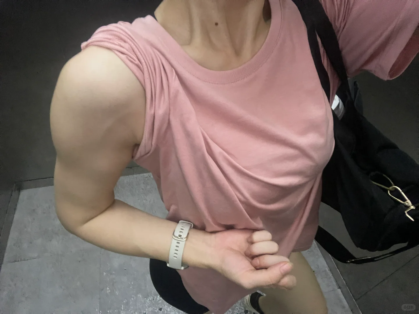 长骨盆也有厚实的上臀
