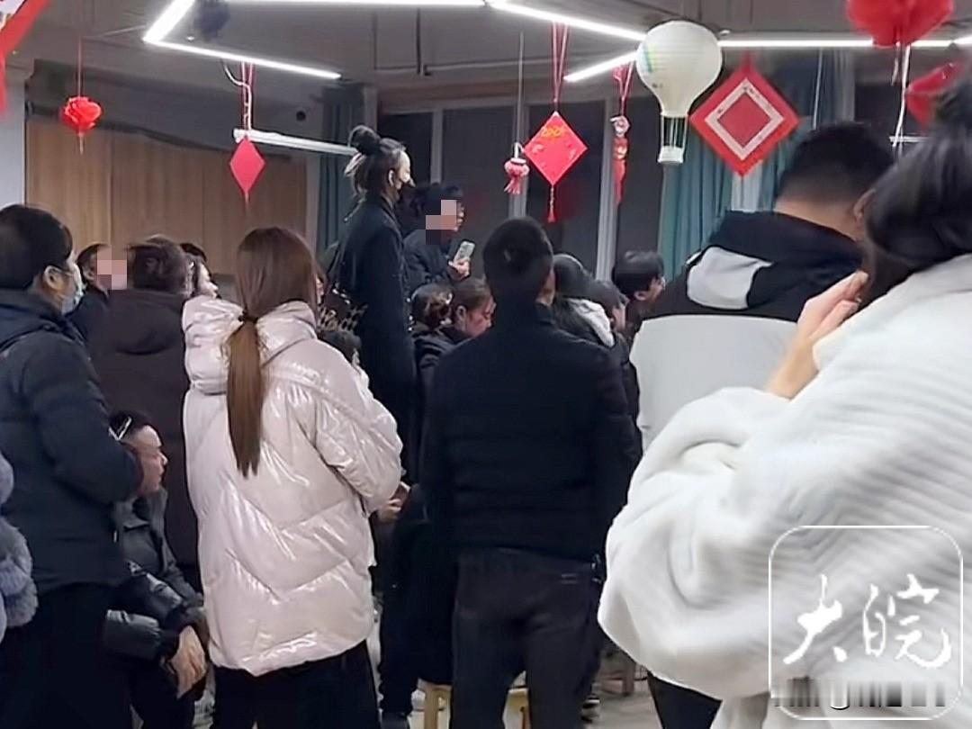 这可能是史上关门最快的幼儿园了吧！

西安奥体幼儿园的闭园速度的确令人震惊，一般