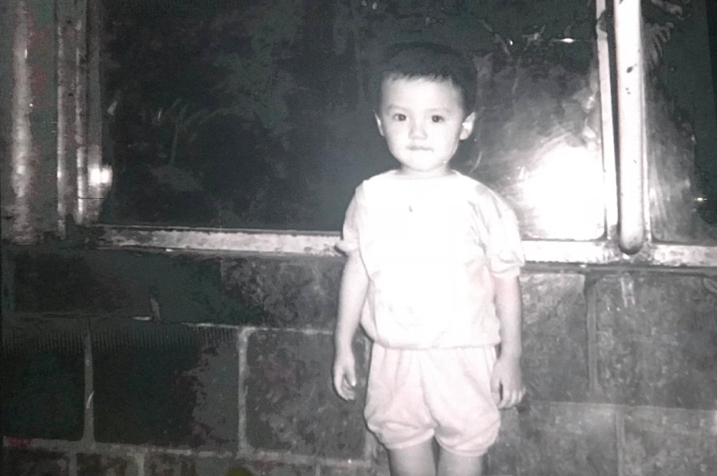 鹿晗[超话]好可爱的鹿晗，从小就巨好看 ​​​