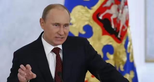 ​油价已经成了世界所关注的观点，能源短缺已经是由战争所决定，由美国、以色列发动的