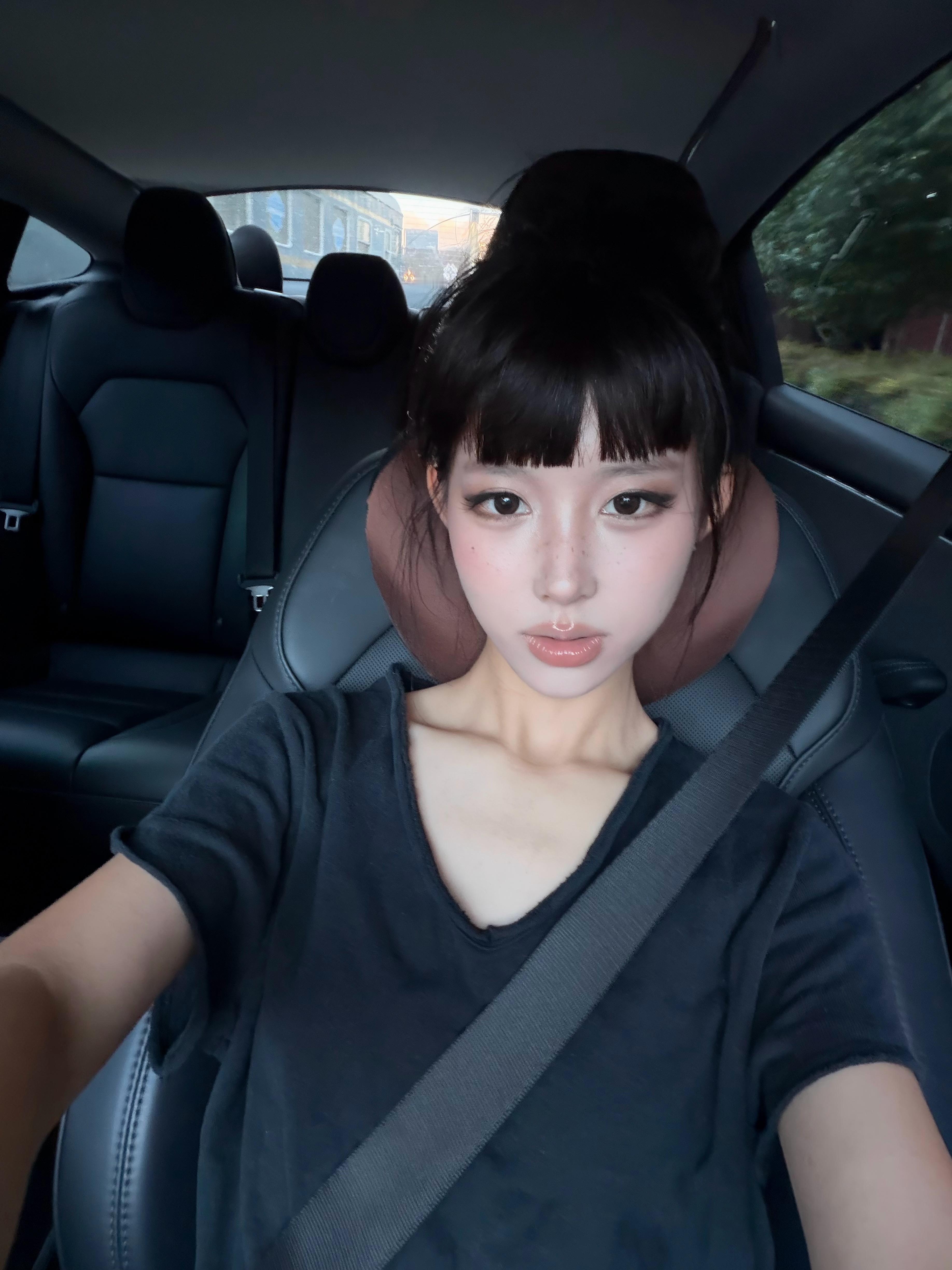 思慕社字母 你离开后，我的记忆开始不听话。它把食堂的番茄炒蛋做得比原来甜，把你说