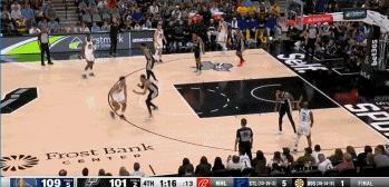 勇士新秀戴维斯逆天隔扣文班亚马，2+1打成，帮助勇士锁定胜局，就你是状元秀？