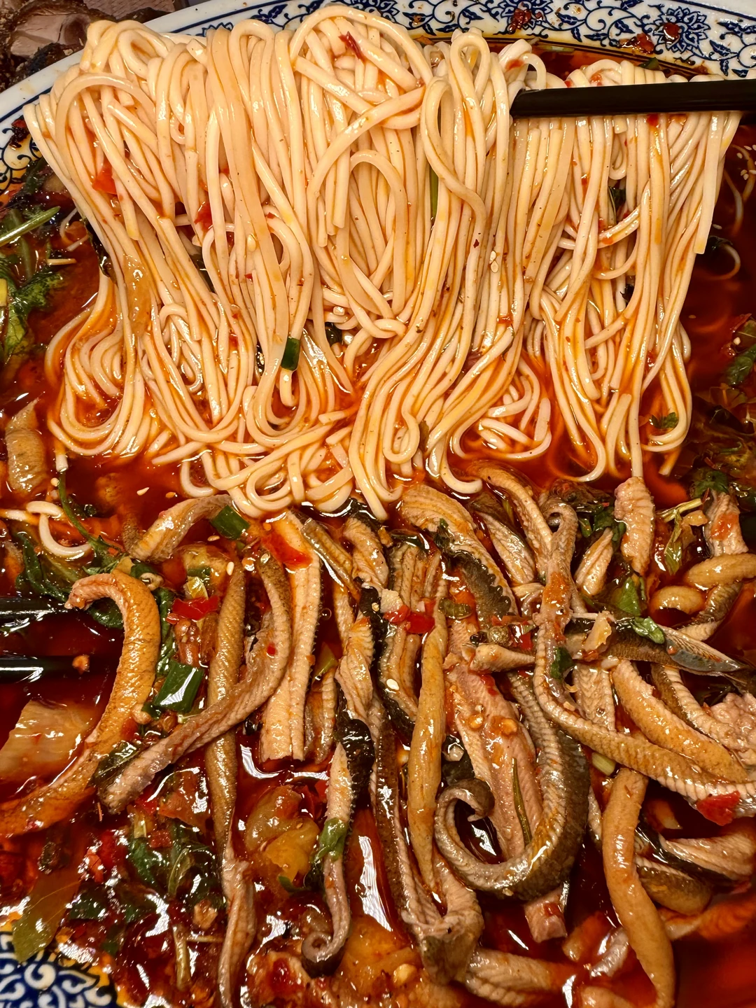 来乐山必吃的跷脚牛肉！感谢本地人推荐