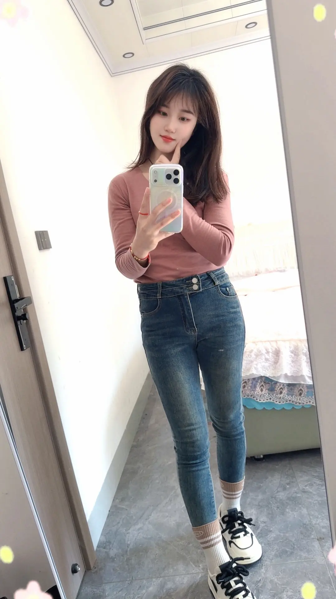 如果真心了，钱算什么？如果在乎了时间算什么？如果真爱了，年龄算什么？结...