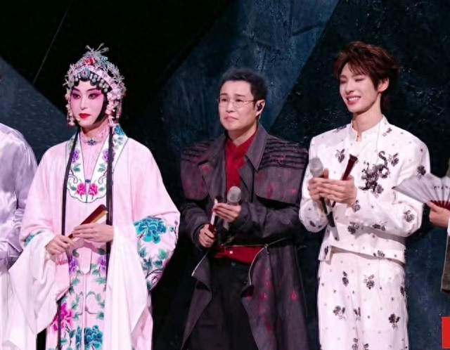 披哥五公排名出炉，有4个没想到，2个事实，心疼曾辉，小沈阳哽咽