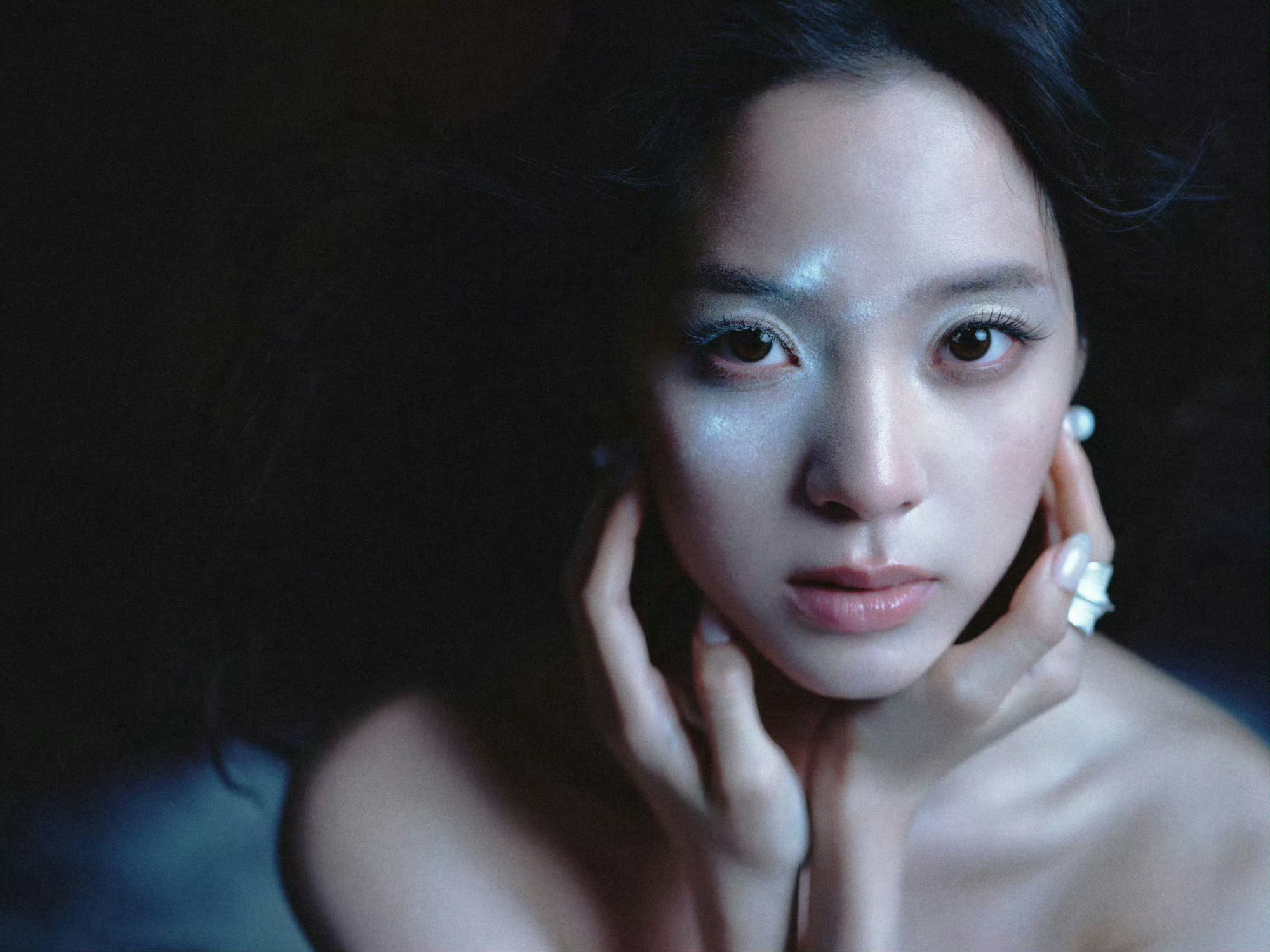 欧阳娜娜脸上的是面粉吗虽然知道肯定不是面粉，但很好奇是什么妆造 