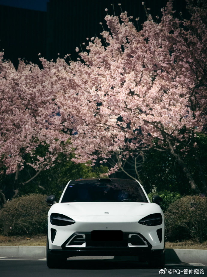 如果只看脸小米YU7 美爆了 