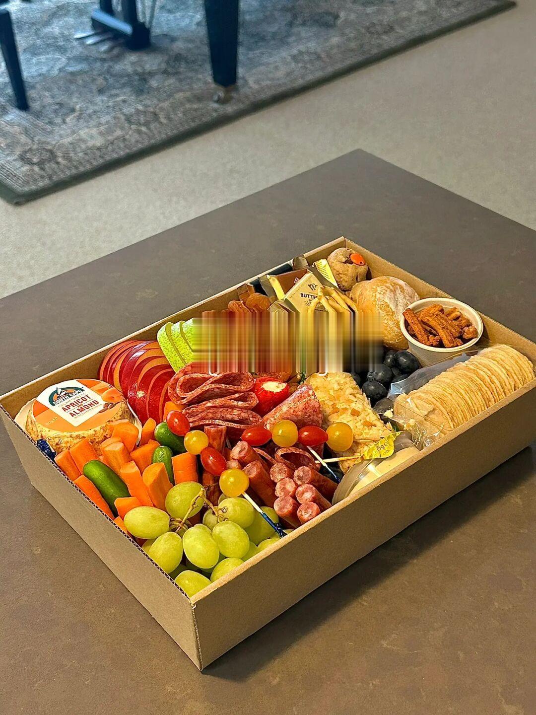 夏日Picnic charcuterie🧺💐