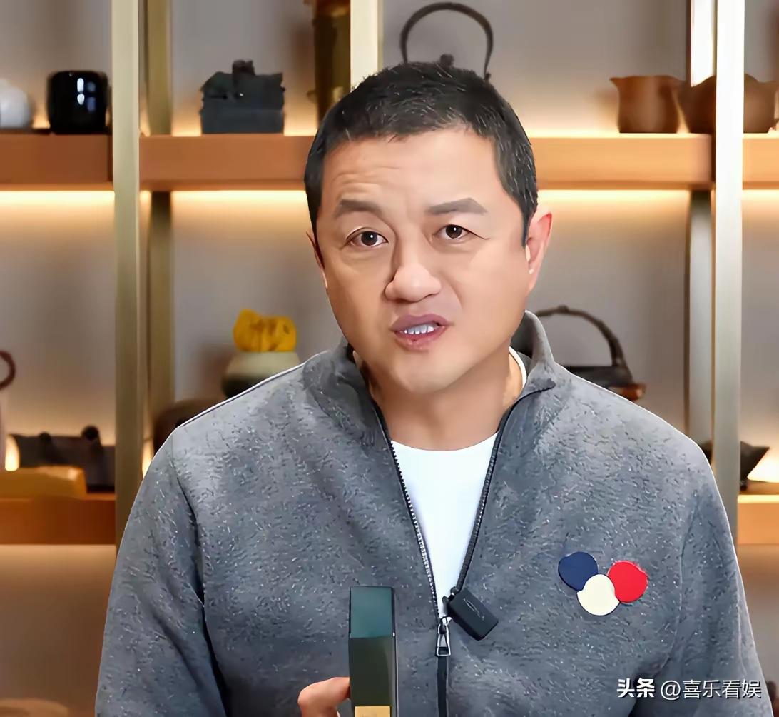 李亚鹏又搞新动作了。
 
4月1号那天，他名下公司悄悄注册了家云南麋鹿咖啡有限公