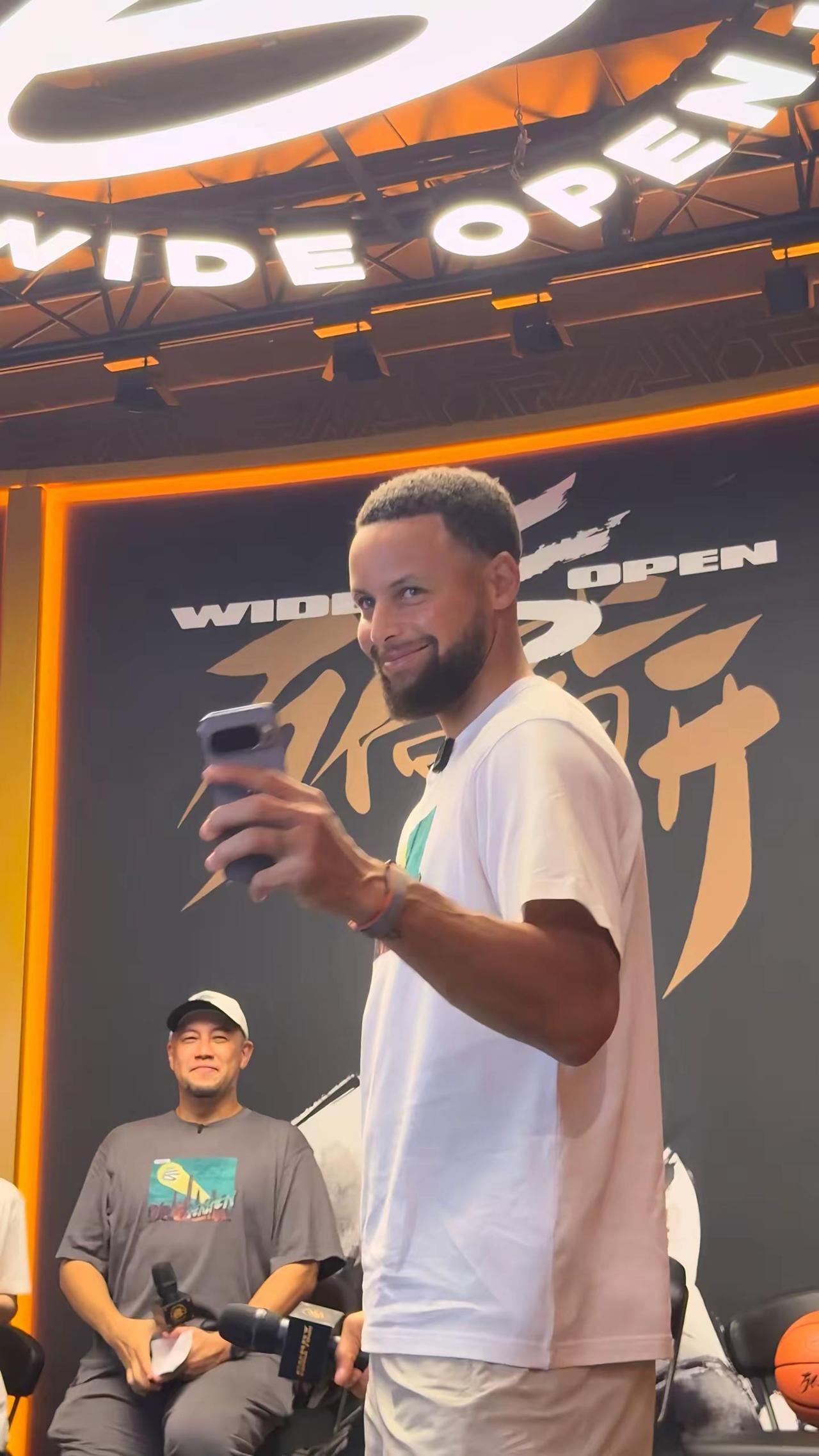 明年早点见面好不好2026库里中国行