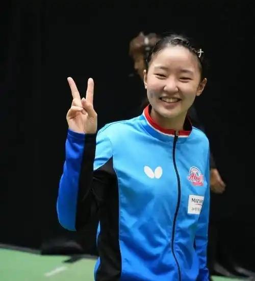 抛开国籍不谈，当今乒坛我最佩服的选手其实不是孙颖莎，而是张本美和。在刚结束的WT