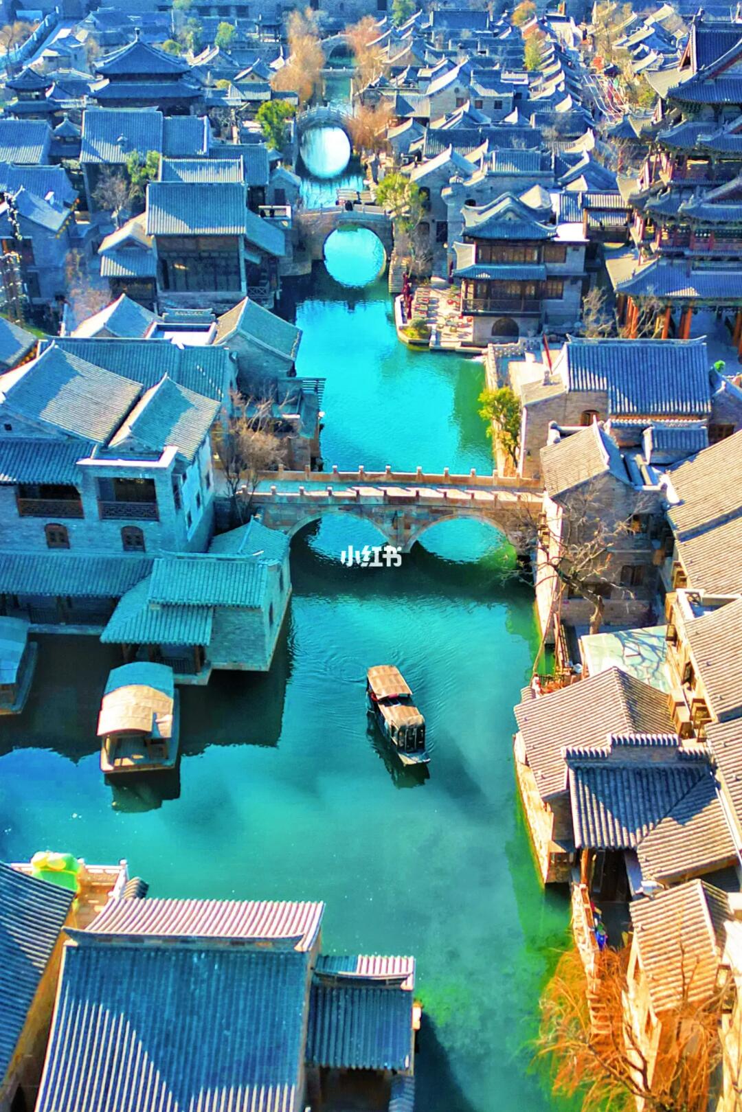 春节反向旅行‼️发现一座被泉水包围的古城！