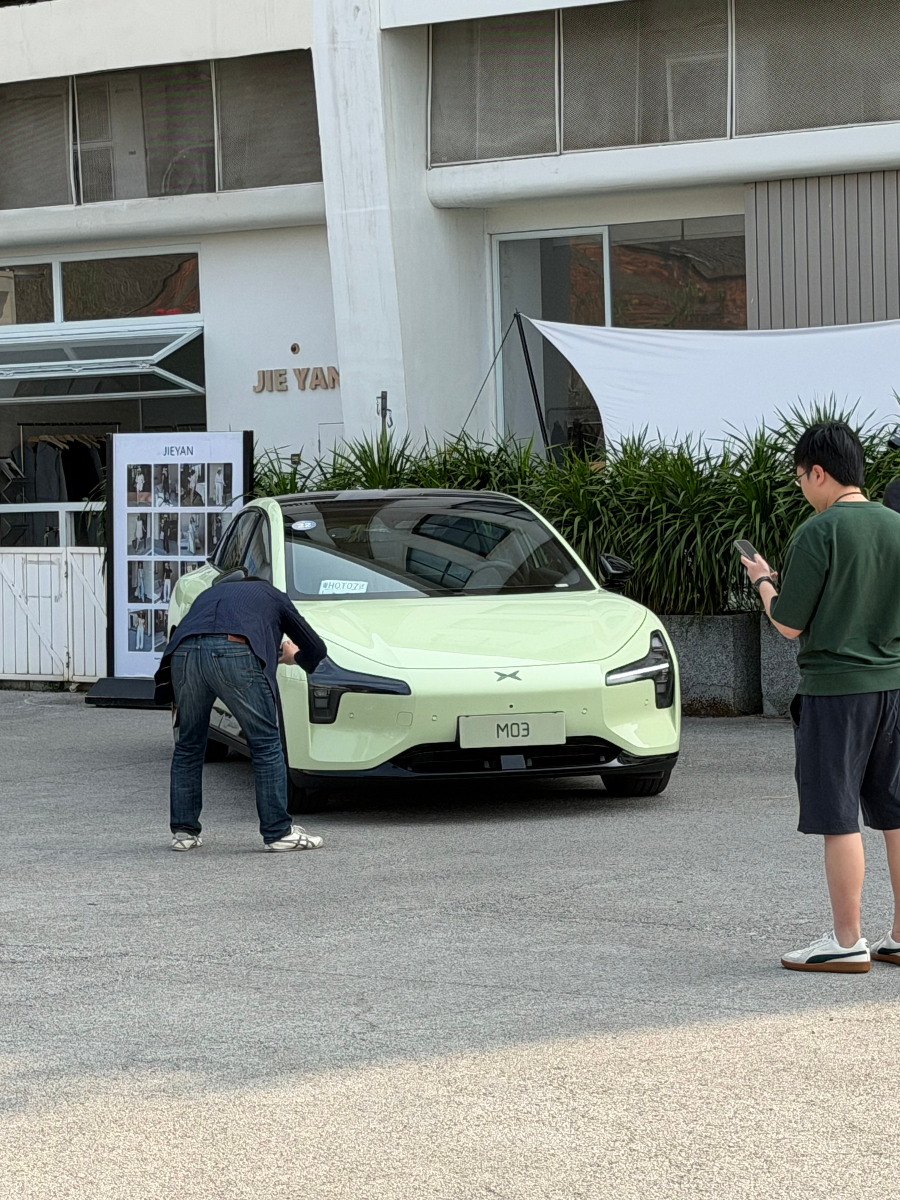 勤劳的老师们已经上工俩小时了2026款小鹏MONA大大大大大升级2026款小鹏M