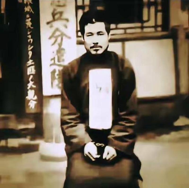 日军以为杀鸡儆猴,拍出来的照片却让抗联战友更硬气了。

1938年秋,吉林磐石磨
