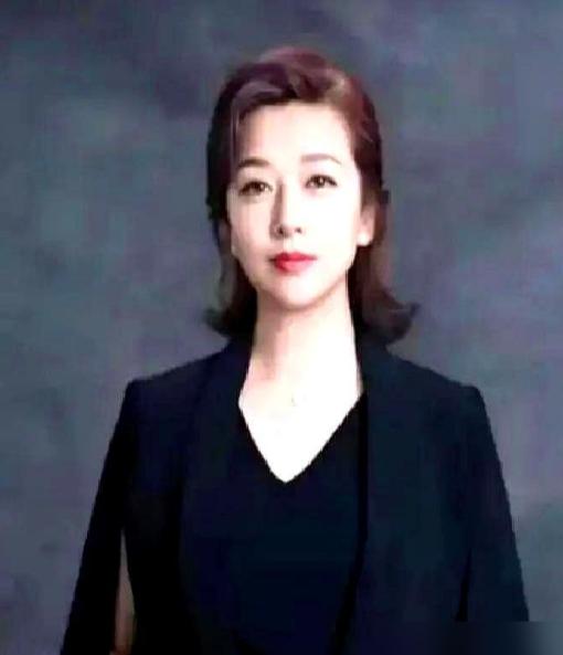 江珊身家过亿，却嫁给了 28 岁还在开货车的田小洁。谁能想到，这个住北京豪宅的女