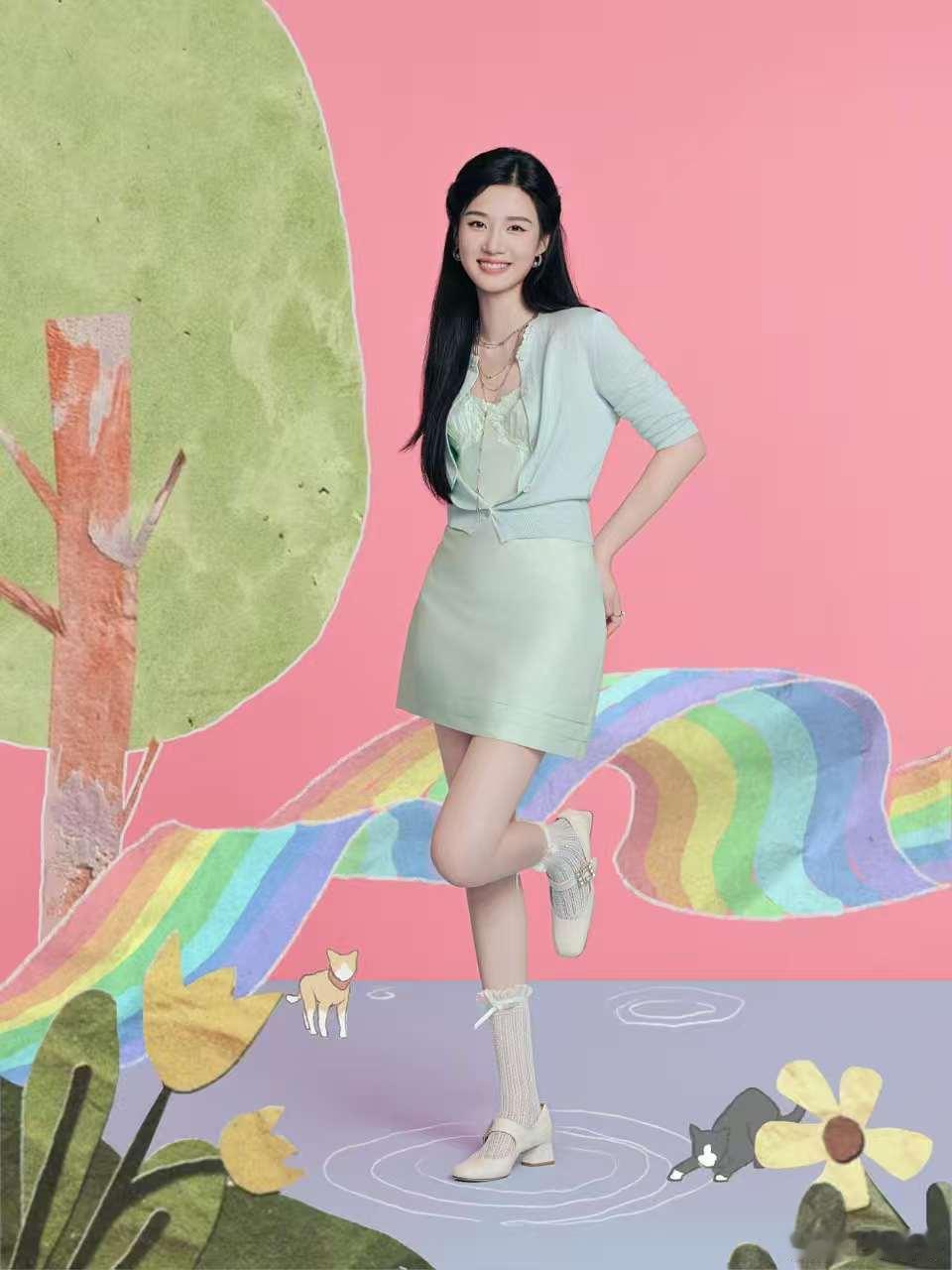 卢昱晓的OOTD我家那闺女开播我家那闺女看晒的OOTD，毛衣上的图案是闺女们拓印