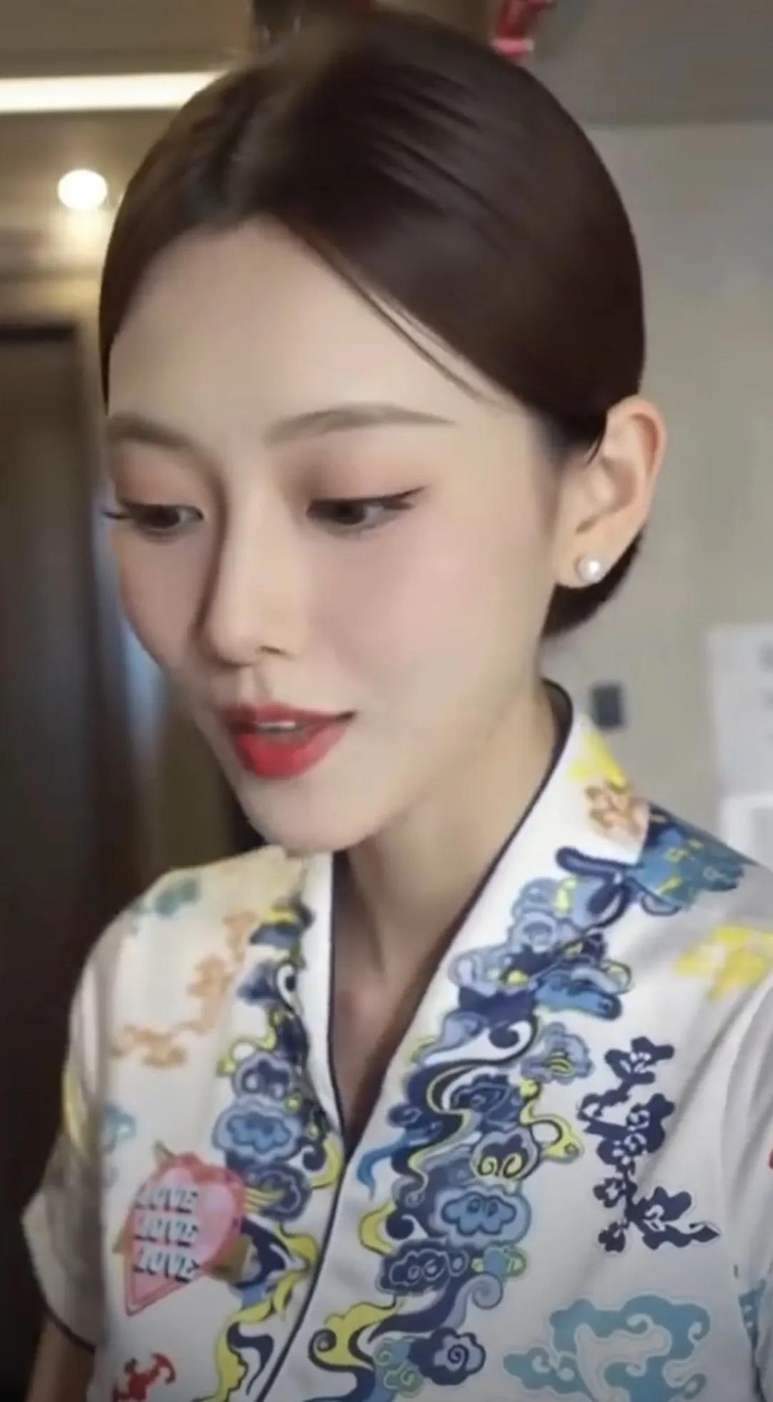 美丽大方！