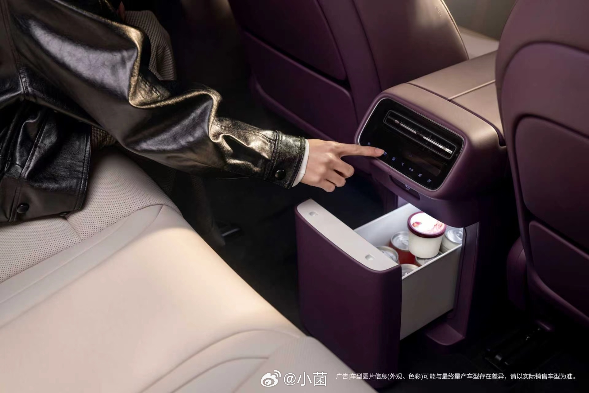 问界M6对年轻用户的洞察，体现在一个关键转变上——从“定义一辆车”转向“回应一种