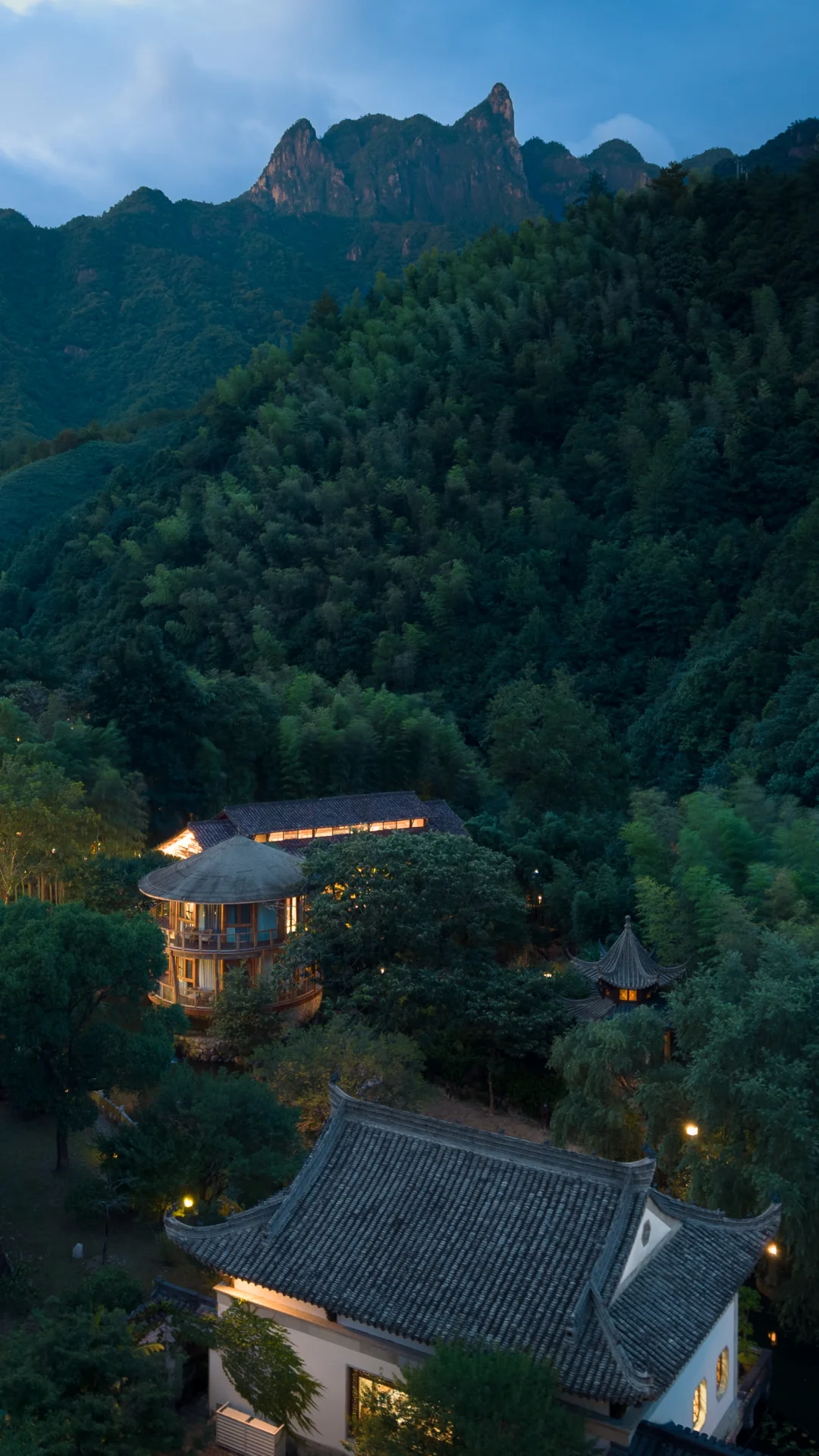 壁纸分享｜与春山对坐