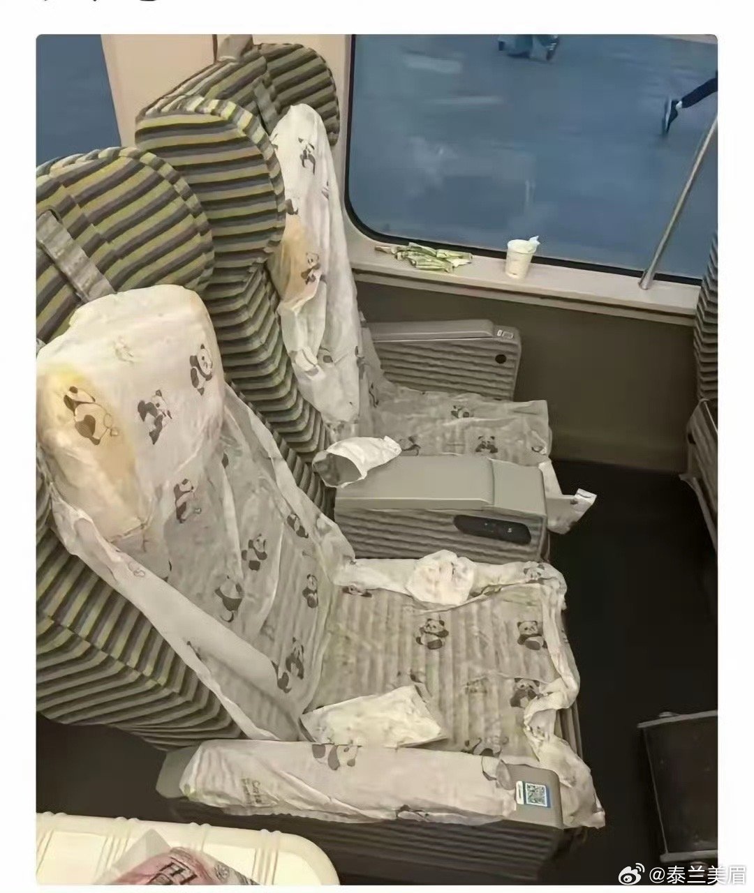 呃….这就是高铁上所谓的精致猪猪女孩吗？ ​​​