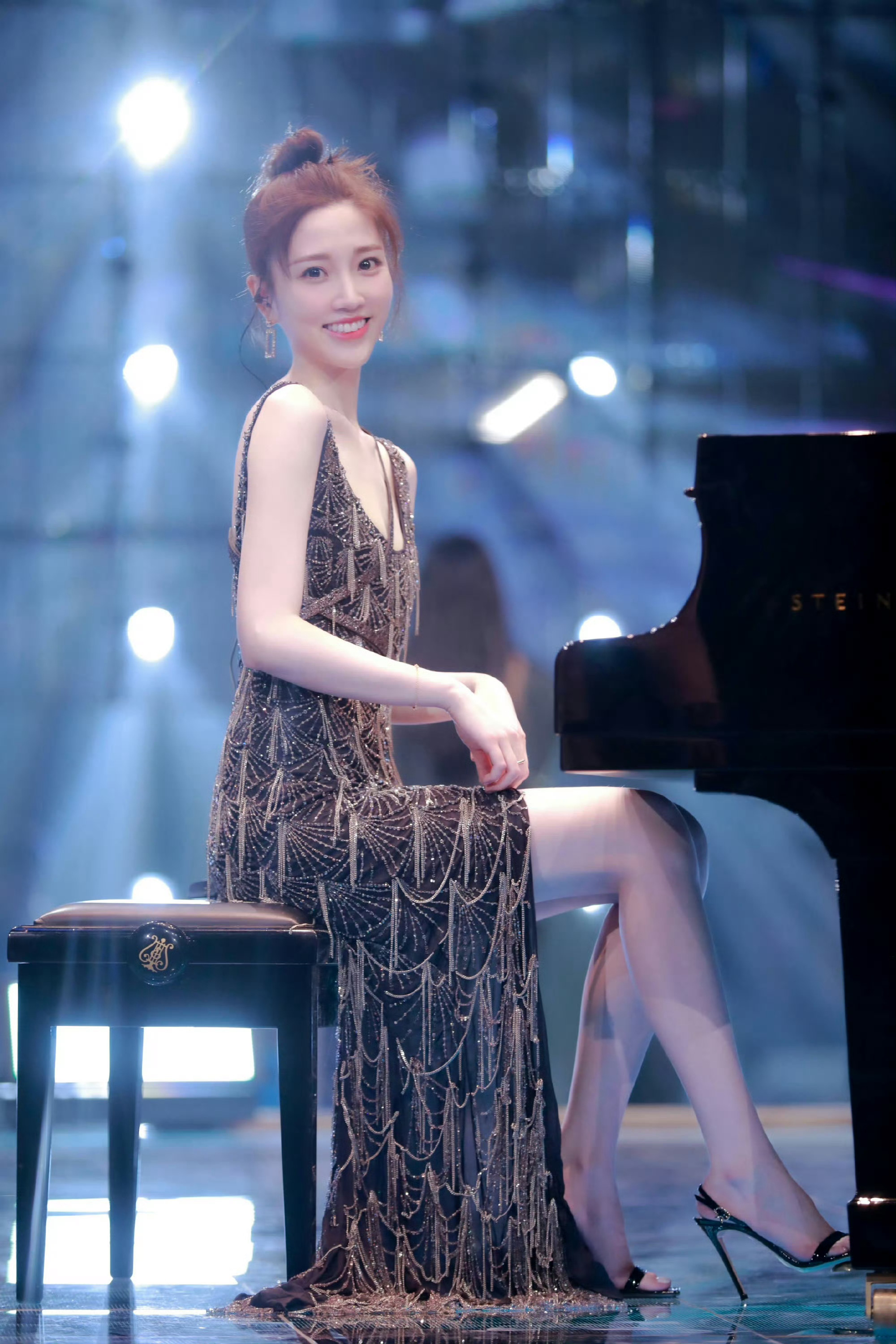 张纯烨👠✨ ​​​