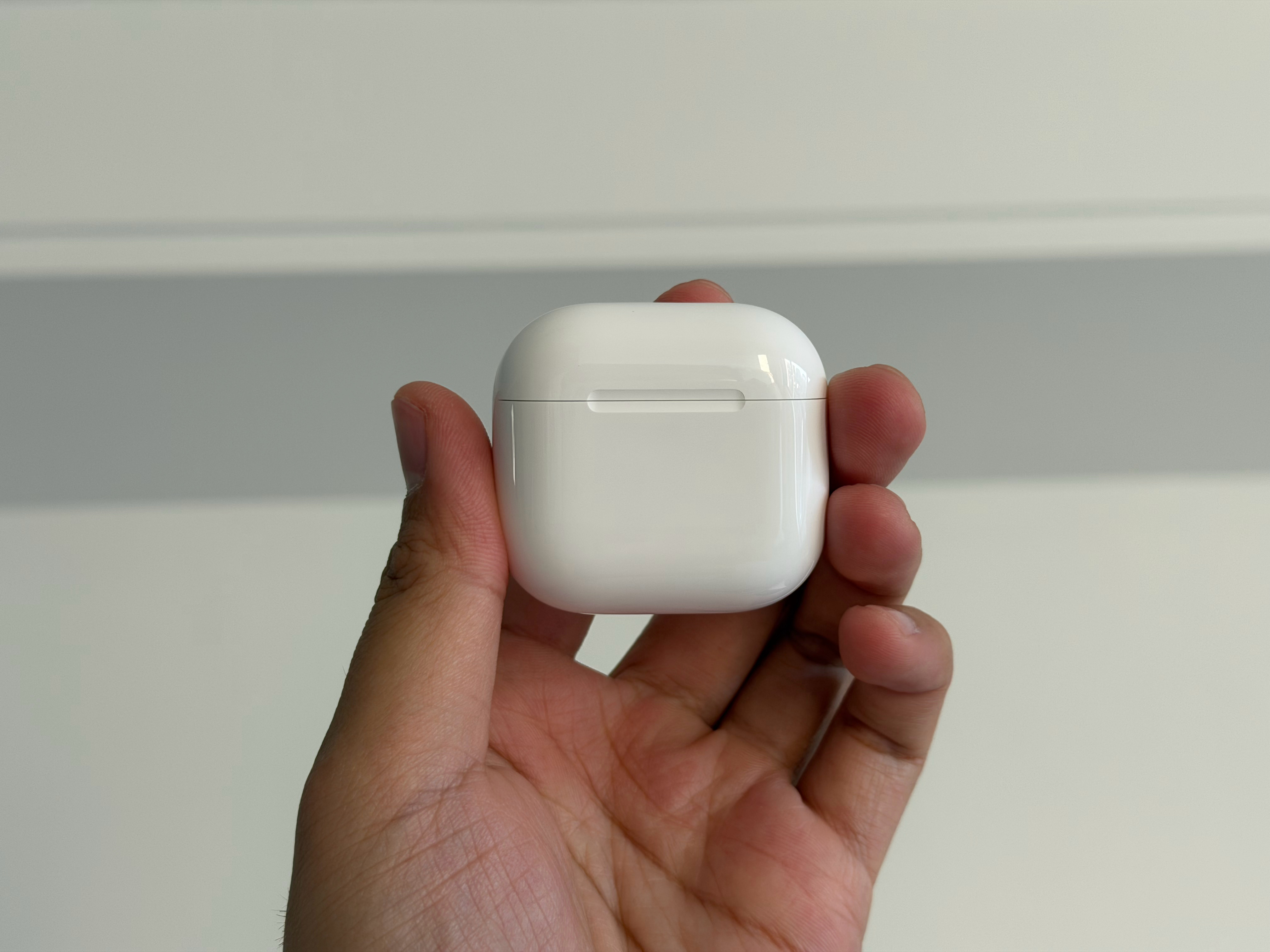 小玩意儿还行，降噪太地道了这个AirPods4降噪版，欧哥要用五年