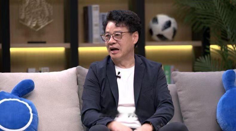 #吴金贵揭秘中超球员身价一夜暴涨# 球员身价暴涨，是市场繁荣的体现？还是泡沫经济