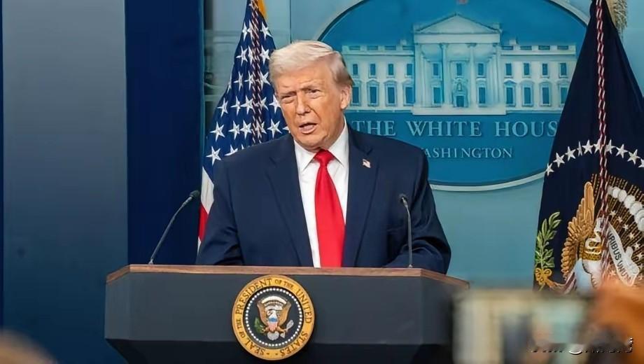 特朗普不会束手就擒的，他一定会找回面子的！