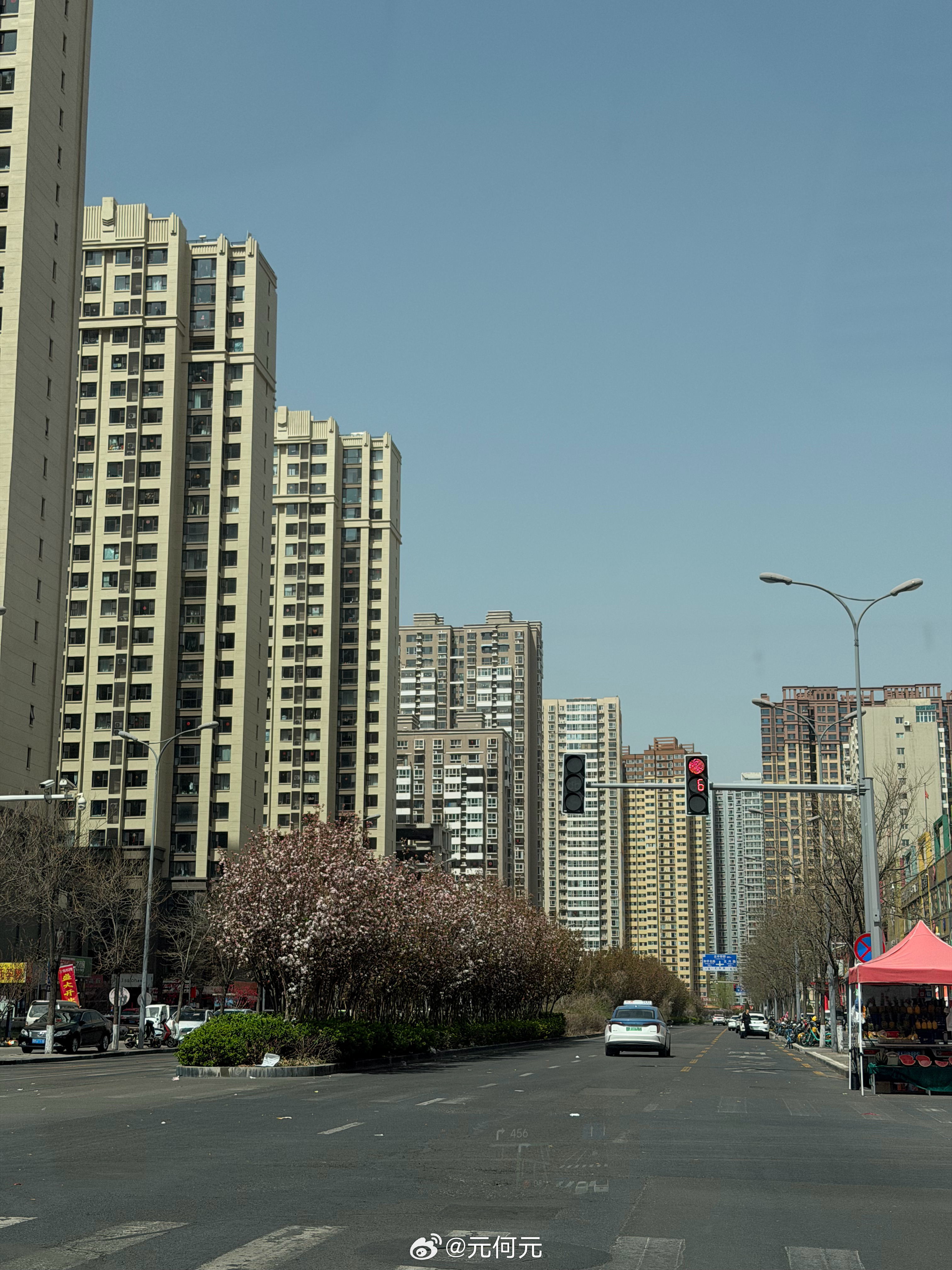 太原简直太神奇，大家都要睡午觉哈哈哈哈哈，都不堵车 