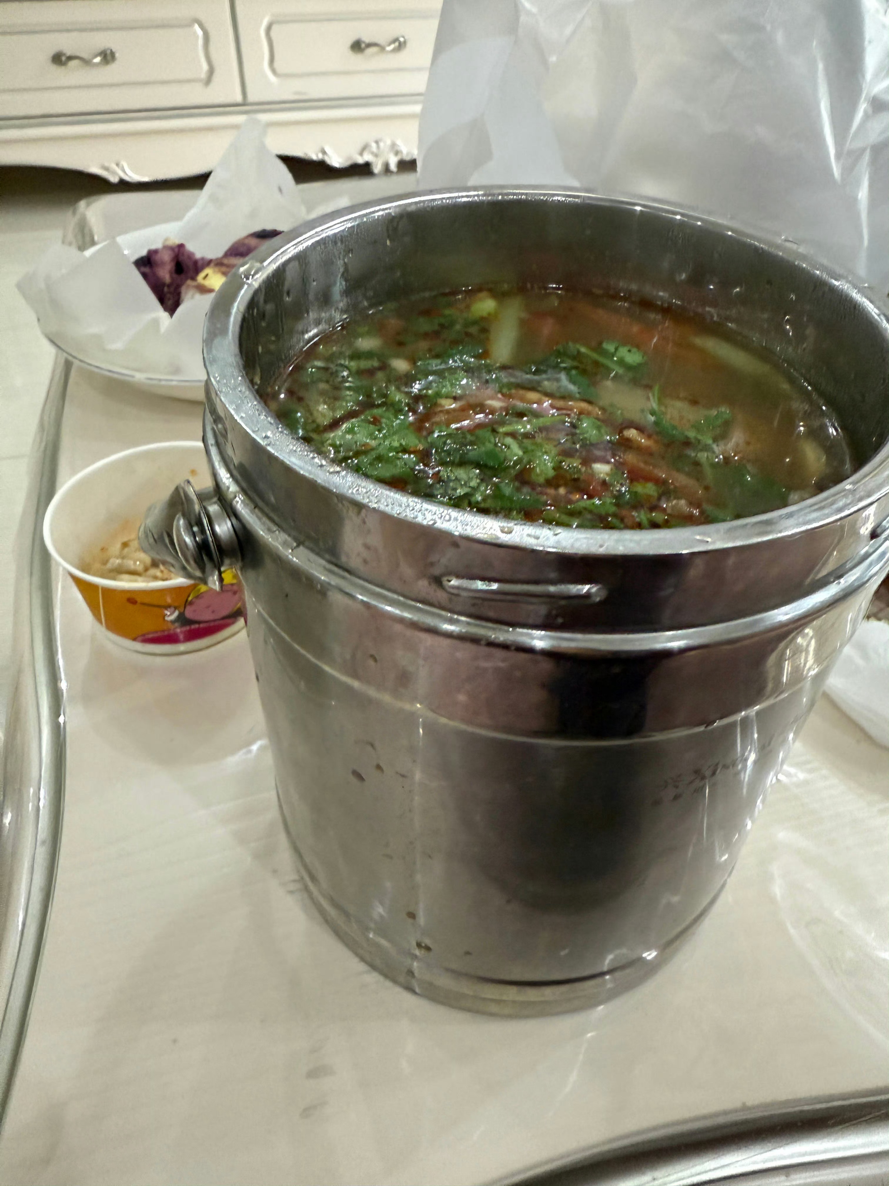 奶奶给我做的减脂餐看到网友奶奶做的减脂餐感觉幸福要溢出来了，减脂可以但一定要吃饱