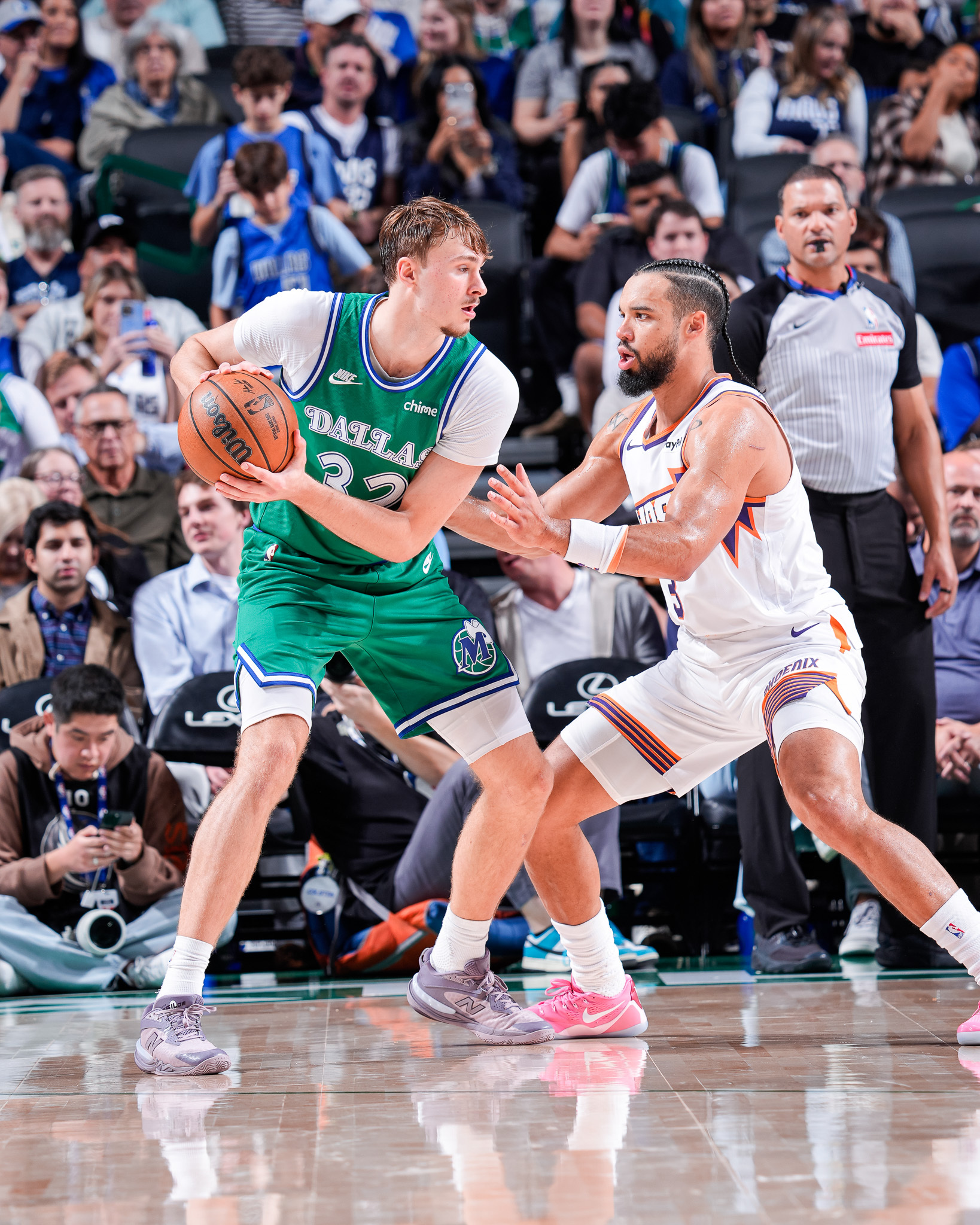 【防守“硬核指标” - 拒绝让对手打得舒服】太阳队目前的半场防守效率高居全联盟第