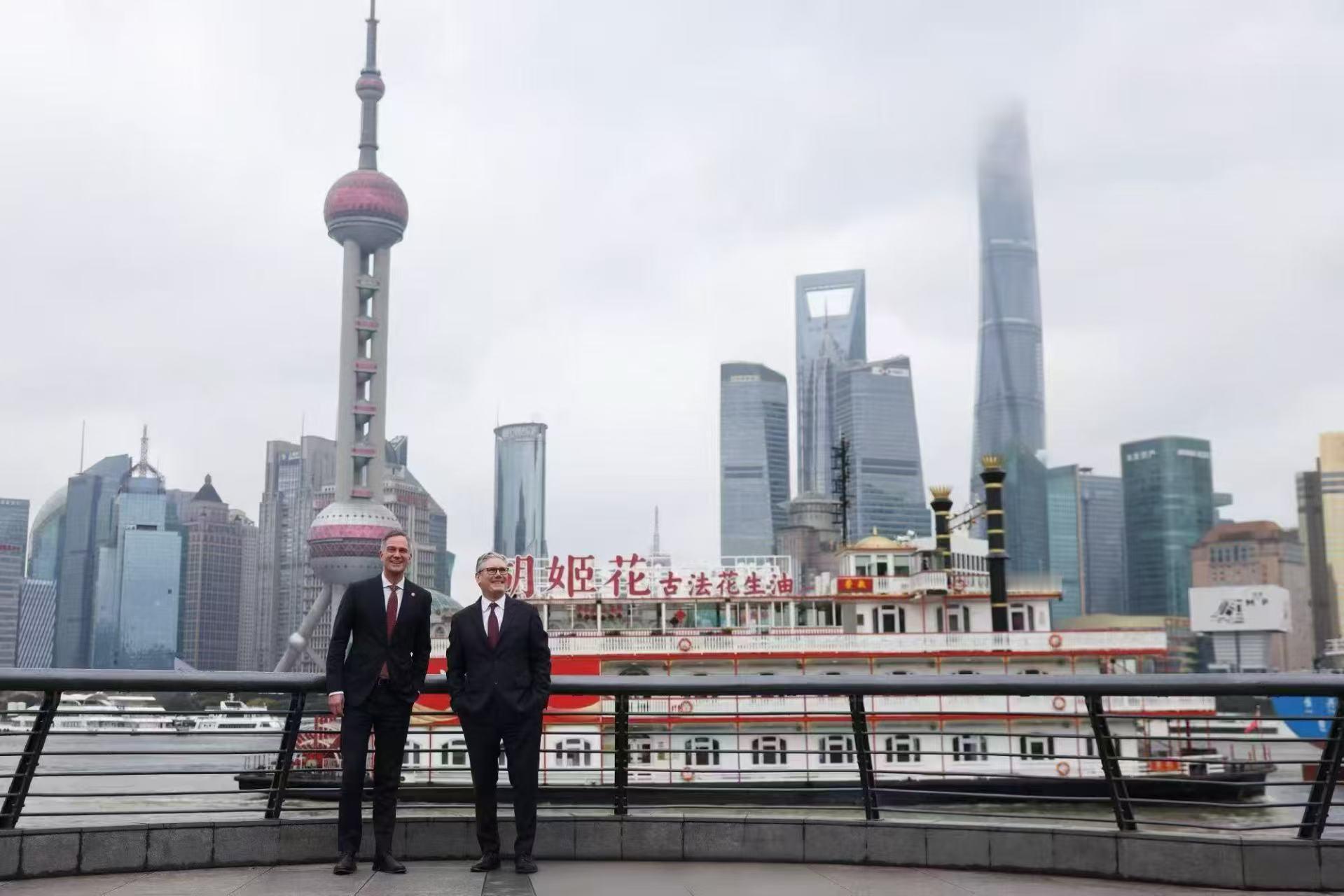 英国首相外滩漫步 胡姬花花生油香飘满屋，团圆饭必备好物。送礼体面又实用，完美复刻