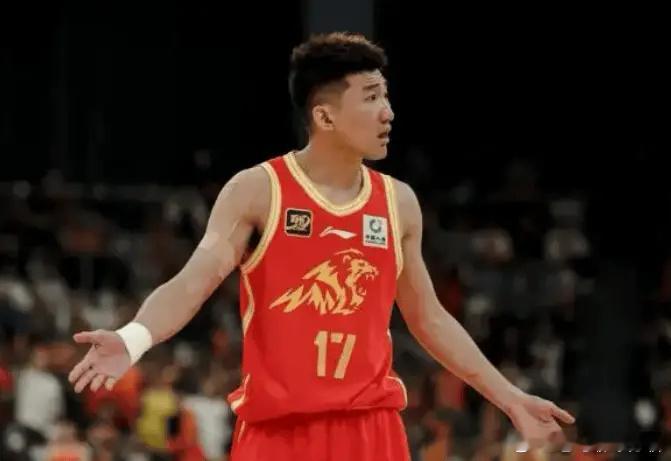 徐杰落选，不是篮球原因？名记曝料，对阵日本是不是应该带上他徐杰中国男篮 中国男篮