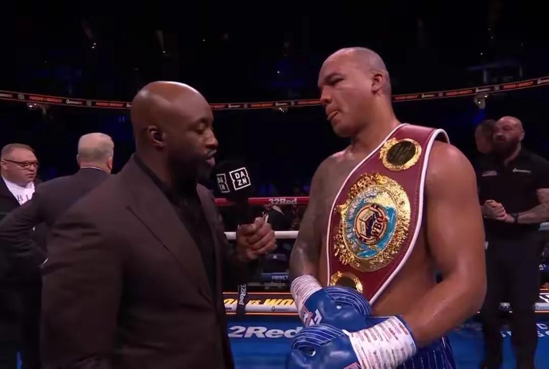 约书亚VS沃德利：这场可能的拳王争霸赛，大家想看吗！
前WBA/WBO/IBF/