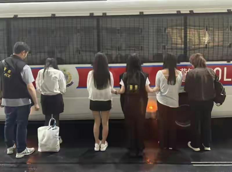 香港湾仔扫黄现场惊现“四领导带一兵”奇观！54岁内地女子涉违规逗留背后暗藏跨境生