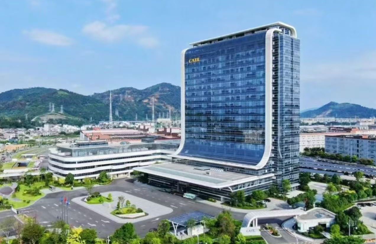 宁德时代 6月26日，宁德时代线上直销平台“宁德时代商城”正式投入运营。该平台精