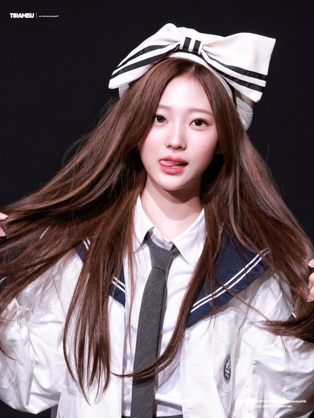 Hearts2Hearts STELLA 🪽🎀 ​​​