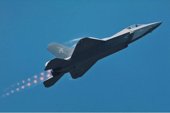 一反常态，日媒猛夸中国歼-35战机，葫芦里卖的什么药？

日本“亚洲防务安全”网