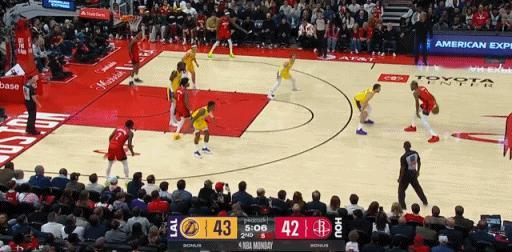 补扣！！火箭统治了篮板球。。。湖人vs火箭