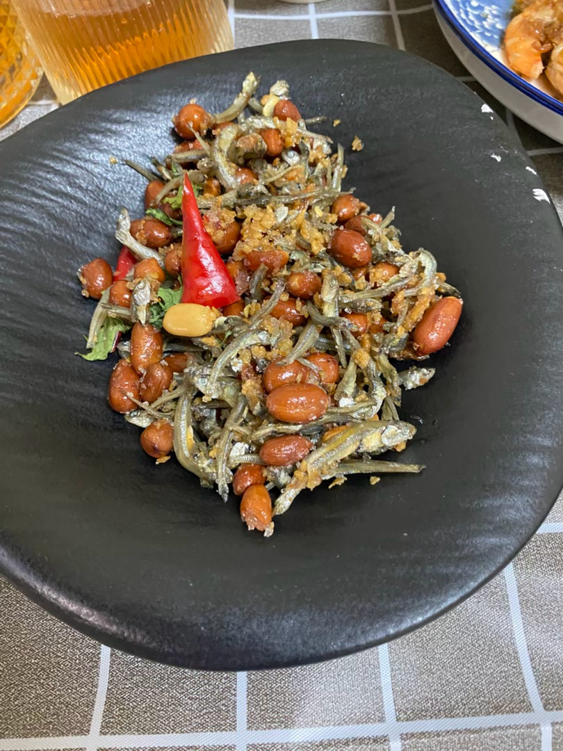 不可辜负的美食  ❤️你好星期六看得出她是公主今天做菜 煮家常菜蒜香醬油蝦煎三文