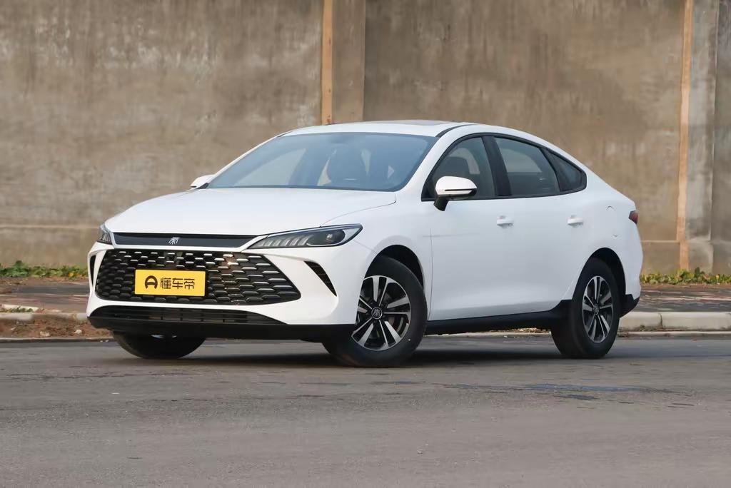 我差点5万块买了台二手秦PLUS，结果查出来跑了28万公里
上个月，我在网上看到