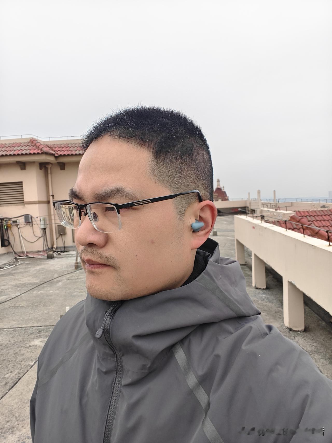 今天开启独居生活正好一个星期了，有很多感触。
人一旦没有了压力，什么都会慢慢变好