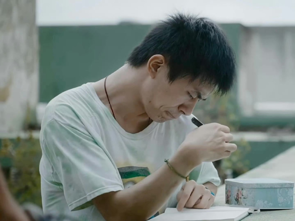 实至名归！确实牛掰！恭喜【金鸡最年轻影帝易烊千玺】！刘春和是亚洲影史上都少有的高