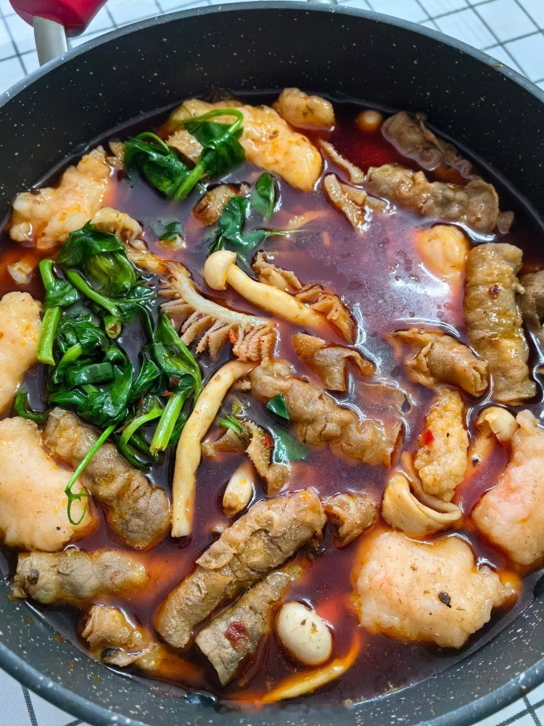 腊八粥哪有火锅好吃[坏笑][坏笑][坏笑][坏笑][坏笑] ​​​