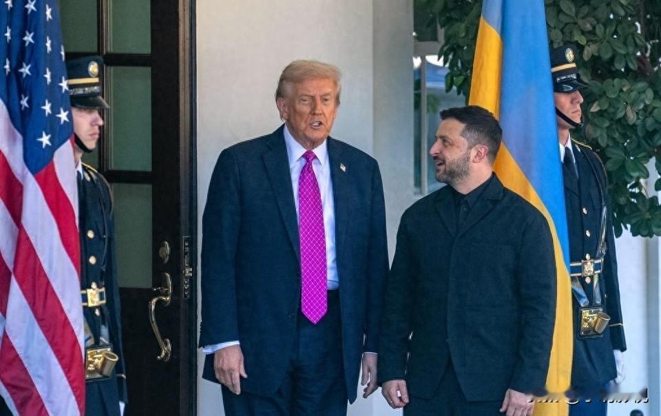 泽连斯基愿当停战筹码，白宫甩包袱决心强硬，修订文本还能撑多久？
美国和乌克兰现在